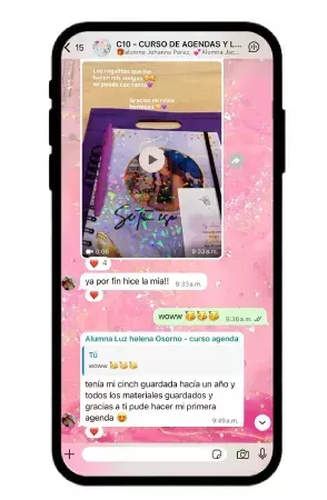 Mensajes de alumnas mostrando sus agendas terminadas