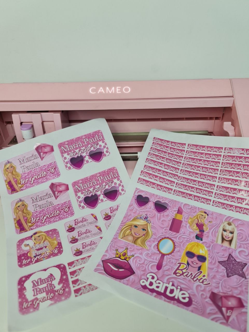 Stickers y etiquetas escolares